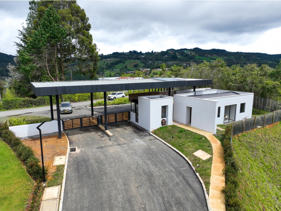 Vendo lote en parcelación cerrada Alto de Palmas antes del peaje — foto 4