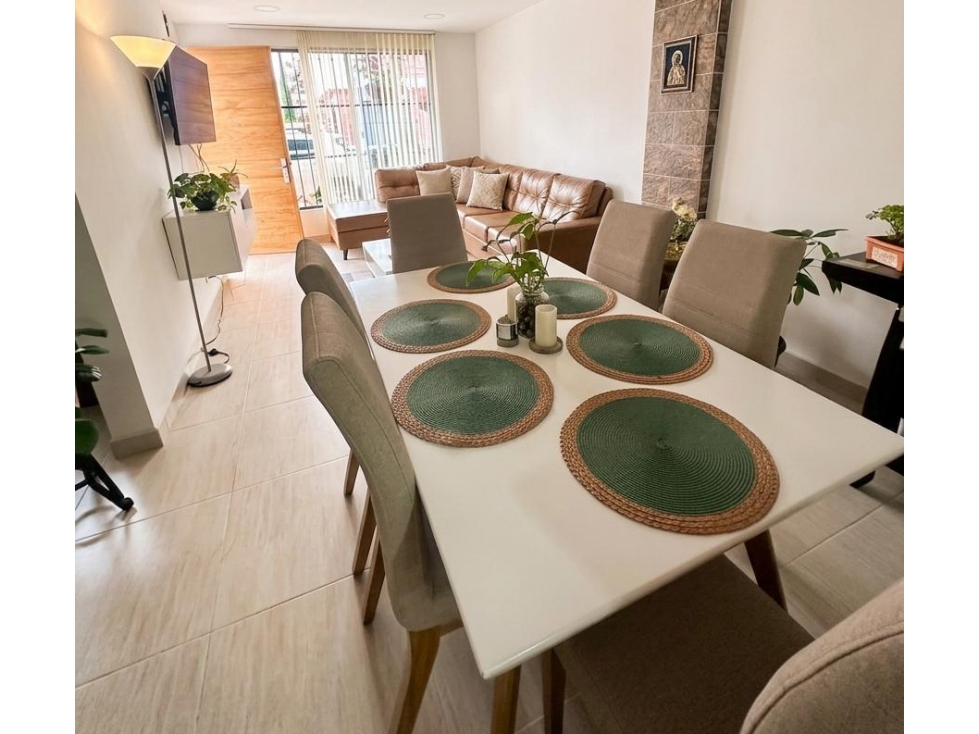 Vendo hermosa casa de 2 pisos en La Ceja sector Viva — foto 2