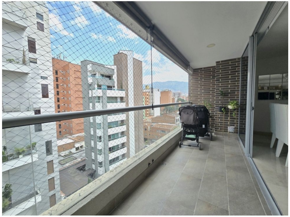 Vendo moderno apto piso alto en laureles cerca al 2do. parque — foto 2