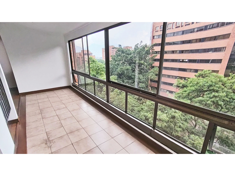 Vendo apto clásico de 197 M2 en Patio Bonito perfecto para remodelar — foto 4