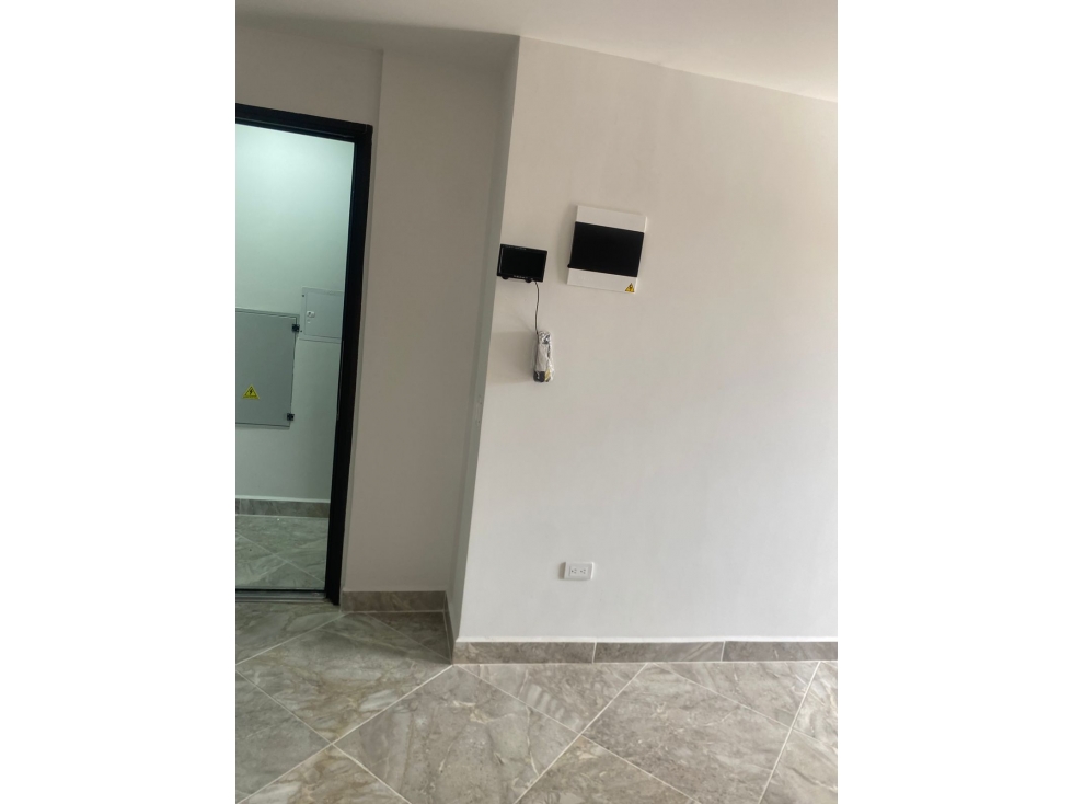 Vendo para estrenar moderno Apartaloft en Sabaneta piso medio alto - 5
