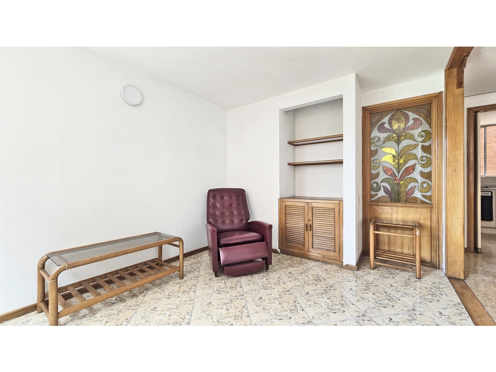 Vendo apto clásico sector Clínica Medellín, buen estado y/o remodelar — foto 4