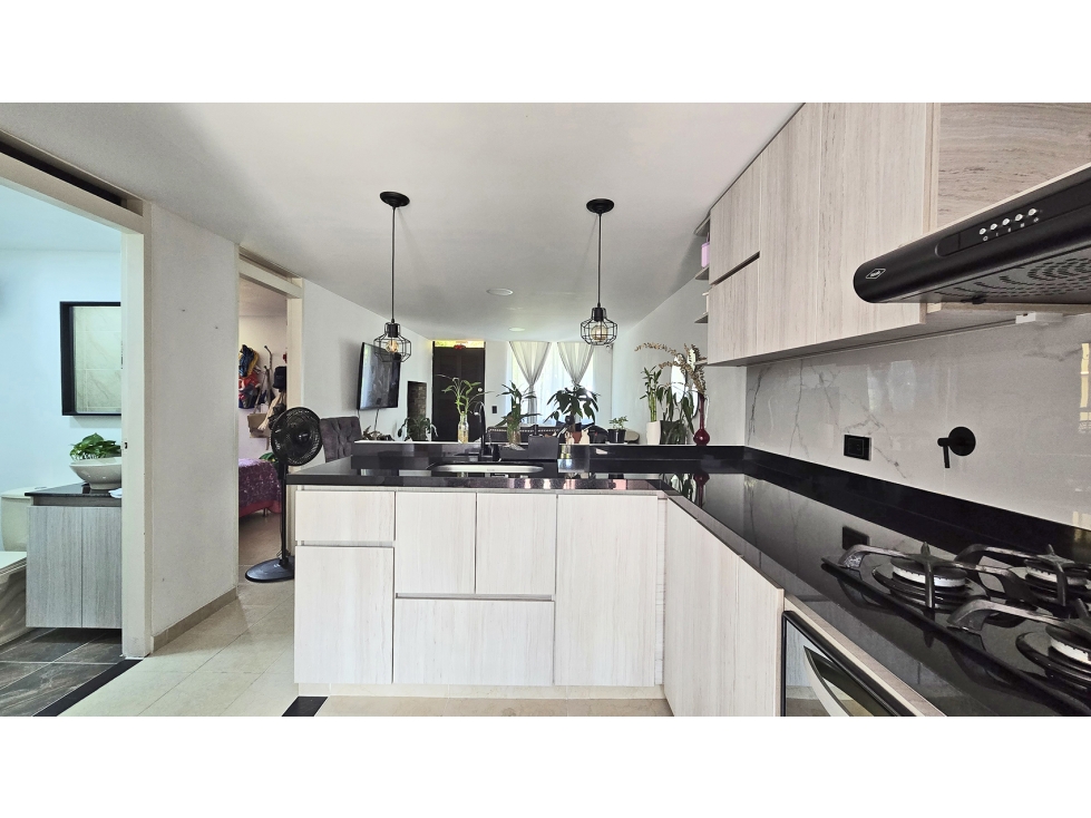 Vendo casa remodelada La Estrella, primer piso de casa bifamiliar