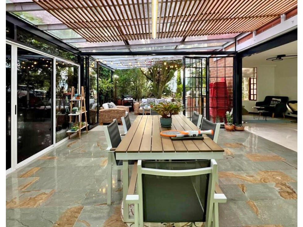 Vendo hermosa casa remodelada en la Concha, unidad cerrada completa — foto 6