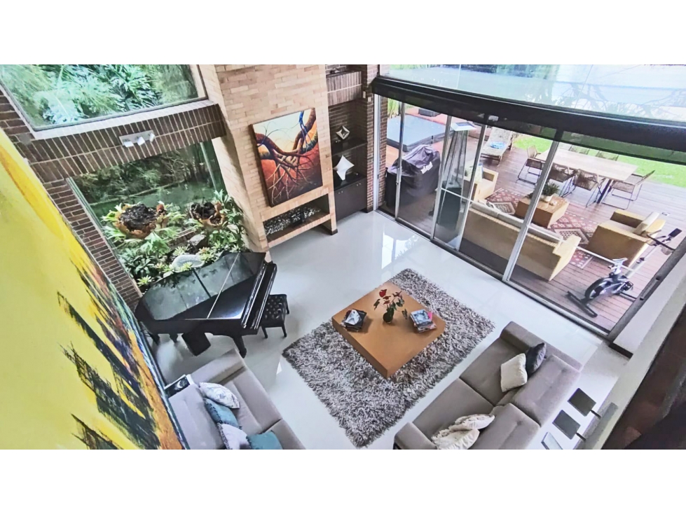 Vendo casa alta categoría, unidad cerrada, Poblado, loma Los Balsos - 5