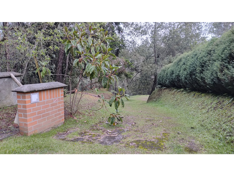 Vendo hermoso lote antes del alto de Palmas en unidad cerrada — foto 3