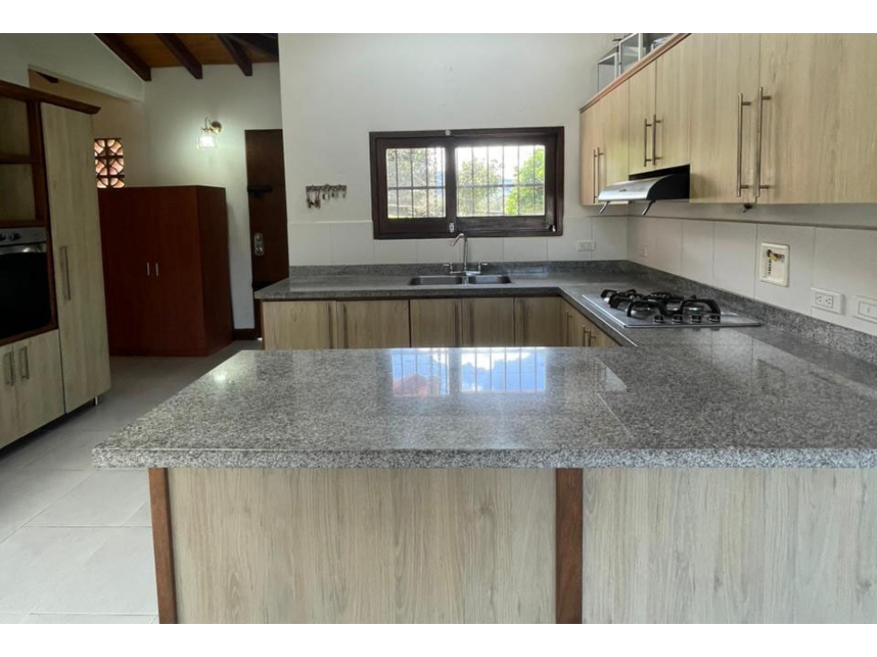 Vendo hermosa casa campestre 1 piso La Ceja a 5 mins. del parque — foto 4