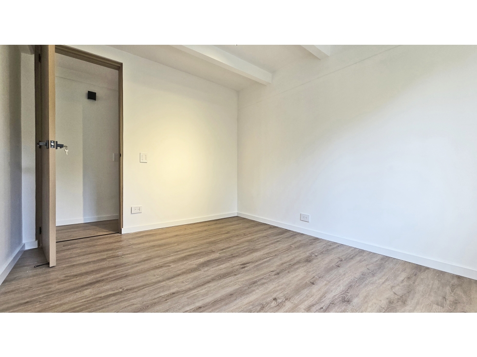 Vendo hermoso apto remodelado cerca a La Visitación, unidad completa — foto 6