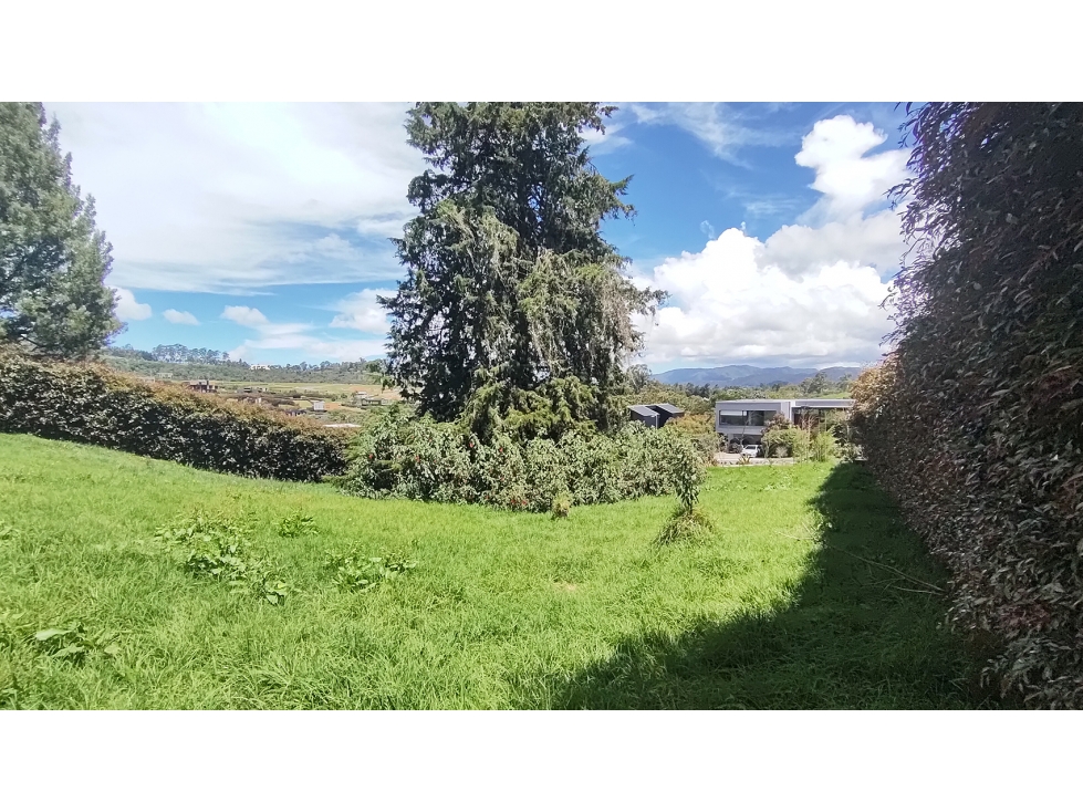 Vendo hermoso lote con vista en La Acuarela unidad cerrada — foto 6
