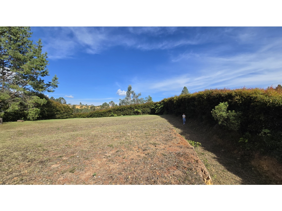 Vendo lote El Escobero antes del peaje, unidad cerrada, linda vista — foto 6