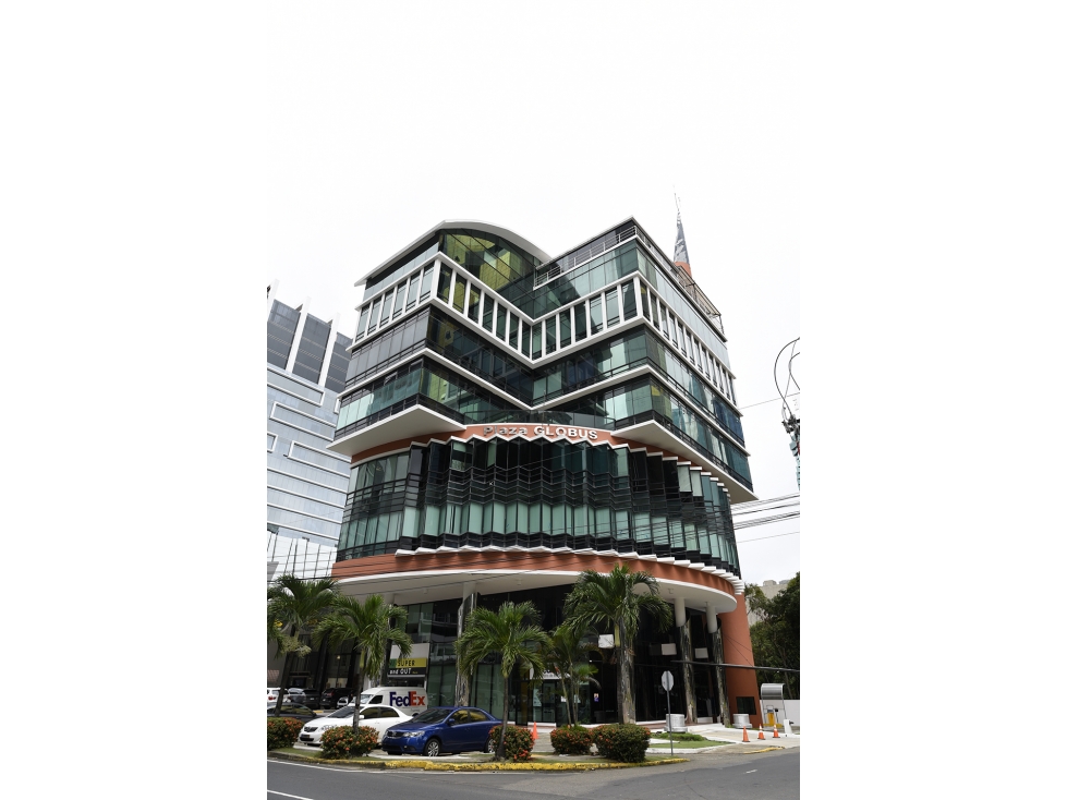 Oficina Plaza Globus - Samuel Lewis - 715 m2 semi-amoblada - RB