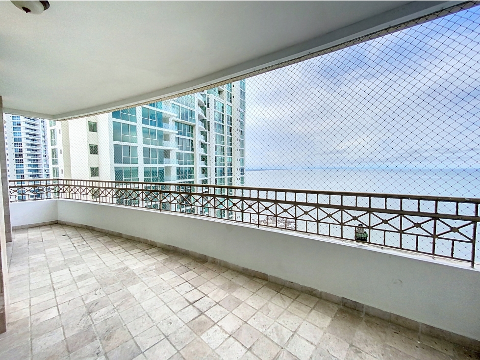 PH Pacific Point Torre 300 JAC — foto 3