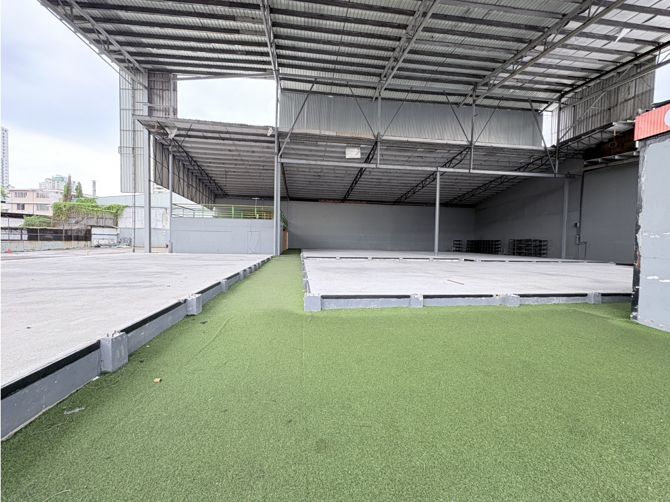 Alquiler Galera Comercial en El Carmen (1,800 m²) (RB) — foto 3