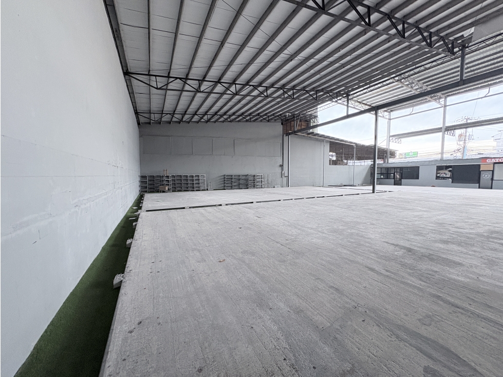 Alquiler Galera Comercial en El Carmen (1,800 m²) (RB) — foto 5