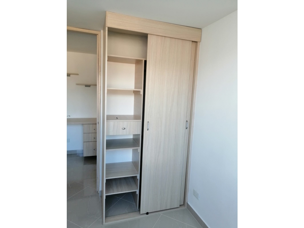 SE ARRIENDA APARTAMENTO BELLO COD 7605 — foto 3