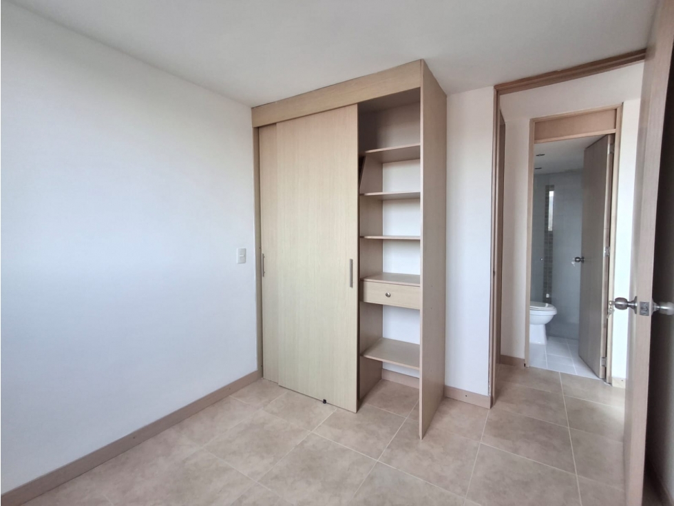 APARTAMENTO EN ARRIENDO EN MEDELLIN COD 10093 - 5