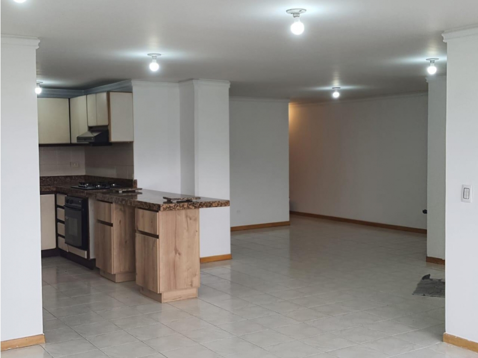 APARTAMENTO EN ARRIENDO EN EL ESTADIO COD 10853 — foto 2