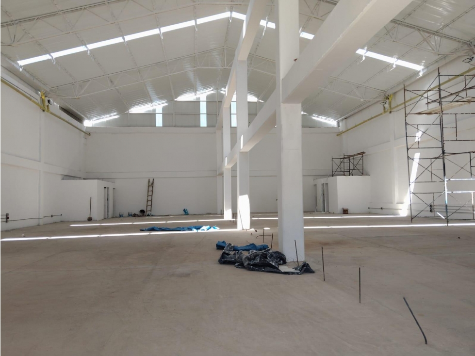 BODEGA EN ARRIENDO EN SAN FELIX COD 10108