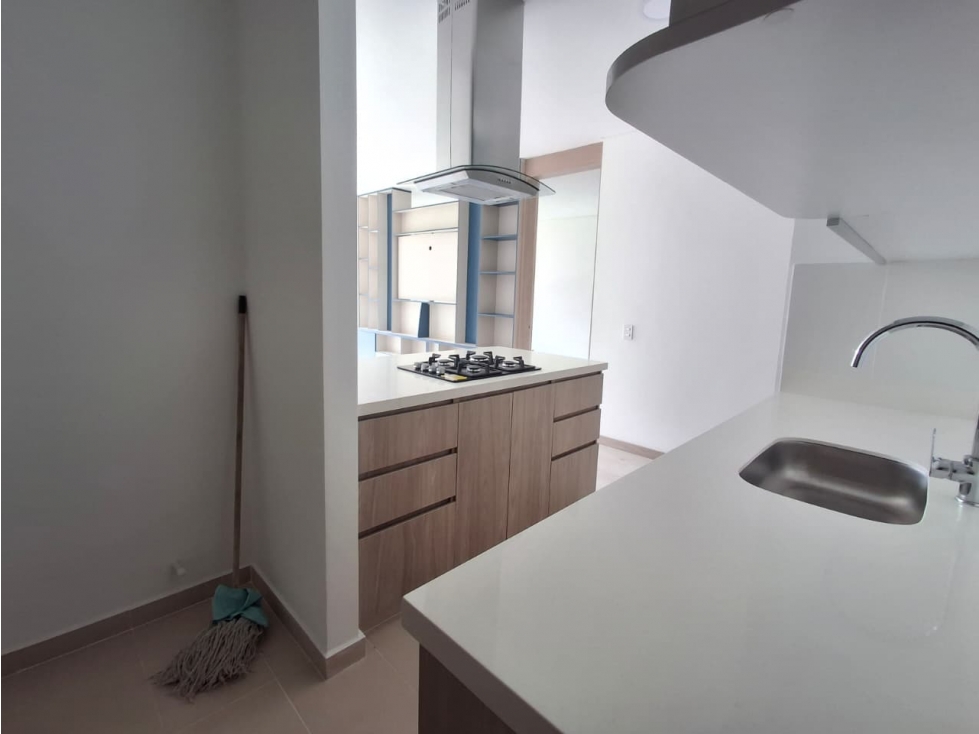 APARTAMENTO EN ARRIENDO EN EL RETIRO COD 10911 — foto 4