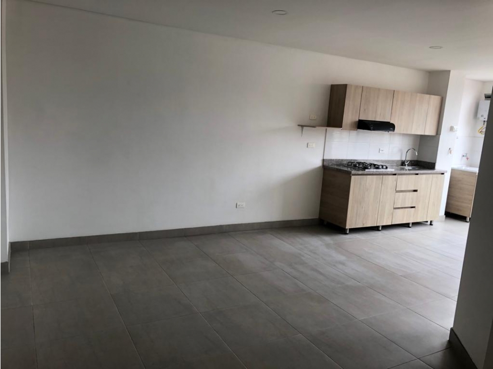 APARTAESTUDIO EN ARRIENDO LAURELES NOGAL COD 10739