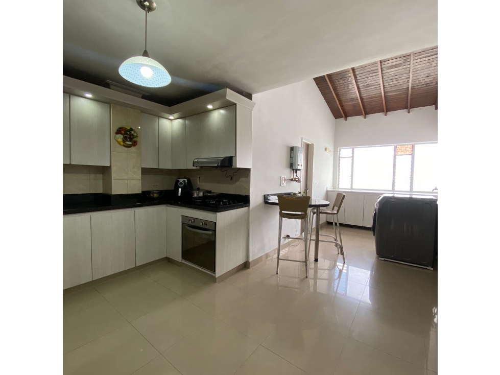APARTAMENTO EN VENTA EN LAURELES NOGAL COD 9900 — foto 2