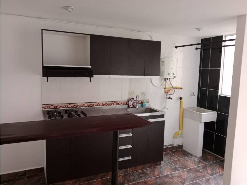 APARTAMENTO EN ARRIENDO EN MEDELLIN COD 10099 — foto 2