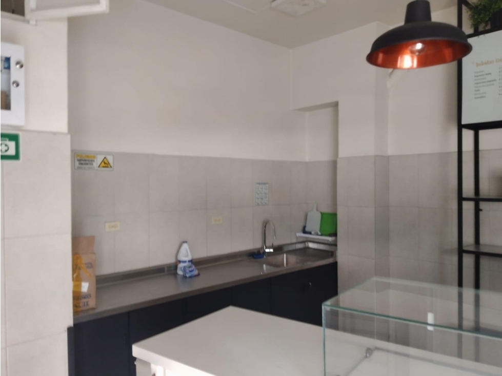 LOCAL EN ARRIENDO EN LA CANDELARIA COD 10323