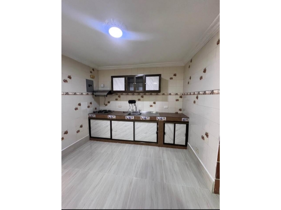 APARTAMENTO EN ARRIENDO EN PRADO COD 10546