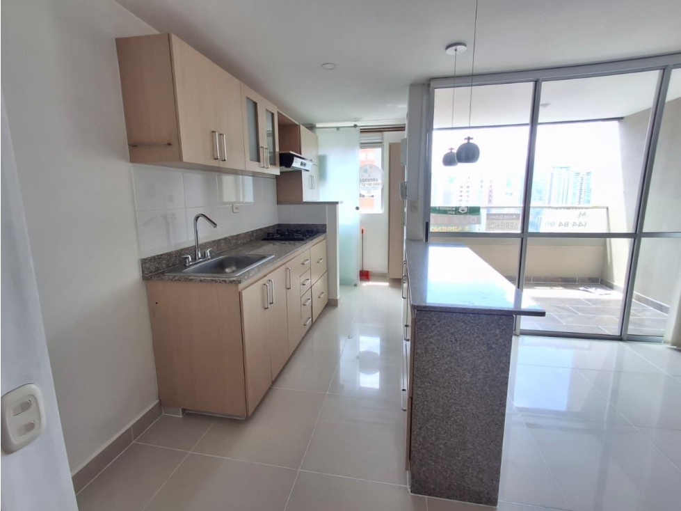 APARTAMENTO EN ARRIENDO EN SABANETA COD 10666