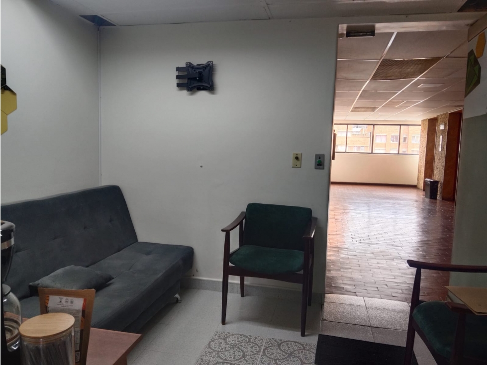 LOCAL EN VENTA EN LA CANDELARIA COD 10721