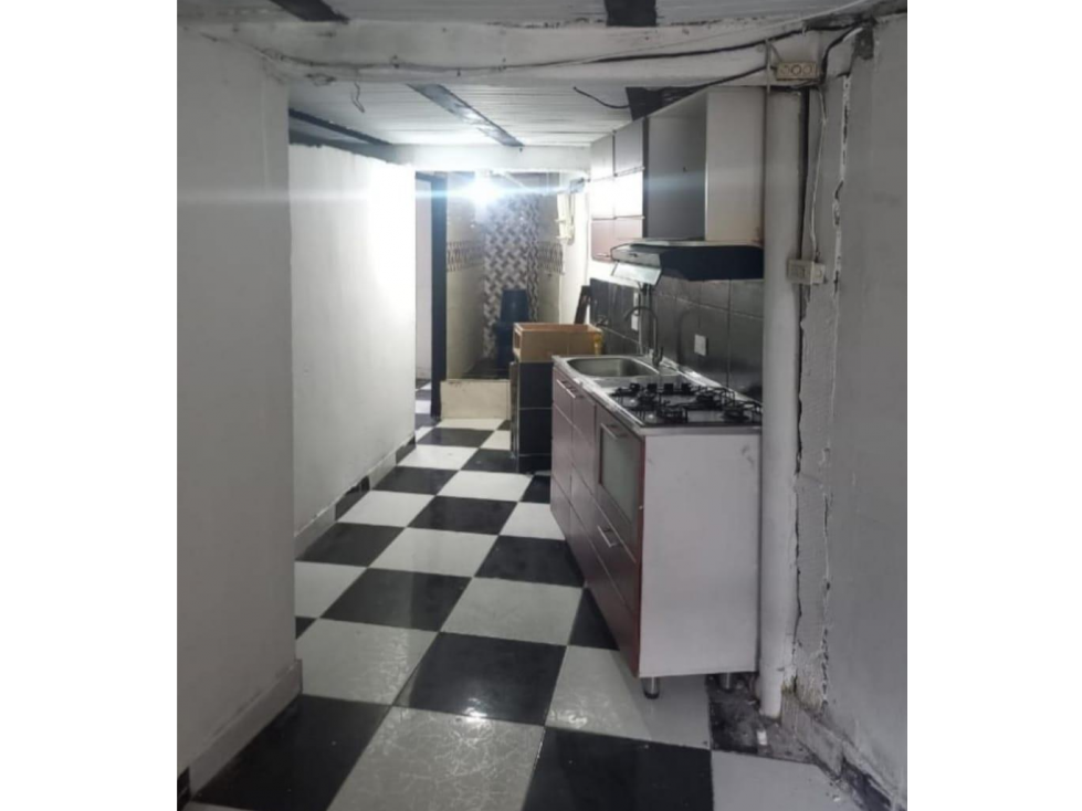 APARTAMENTO EN ARRIENDO EN ROBLEDO COD 10814