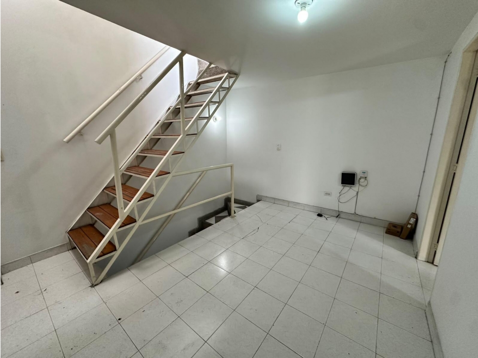 CASA EN ARRIENDO EN SANTA MONICA COD 10876 - 5