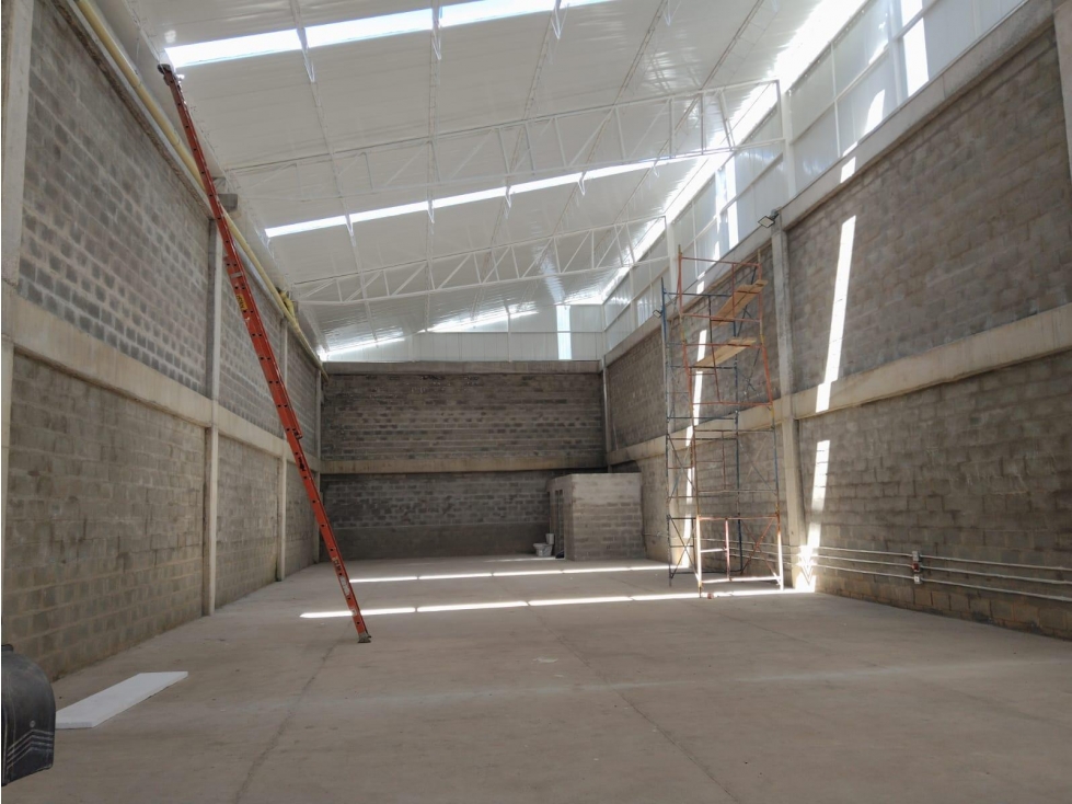 BODEGA EN ARRIENDO EN SAN FELIX COD 10107