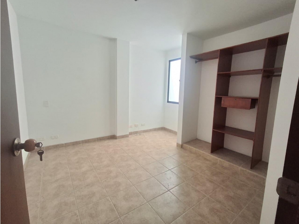 OFICINA EN ARRIENDO EN SABANETA COD 10411 - 2