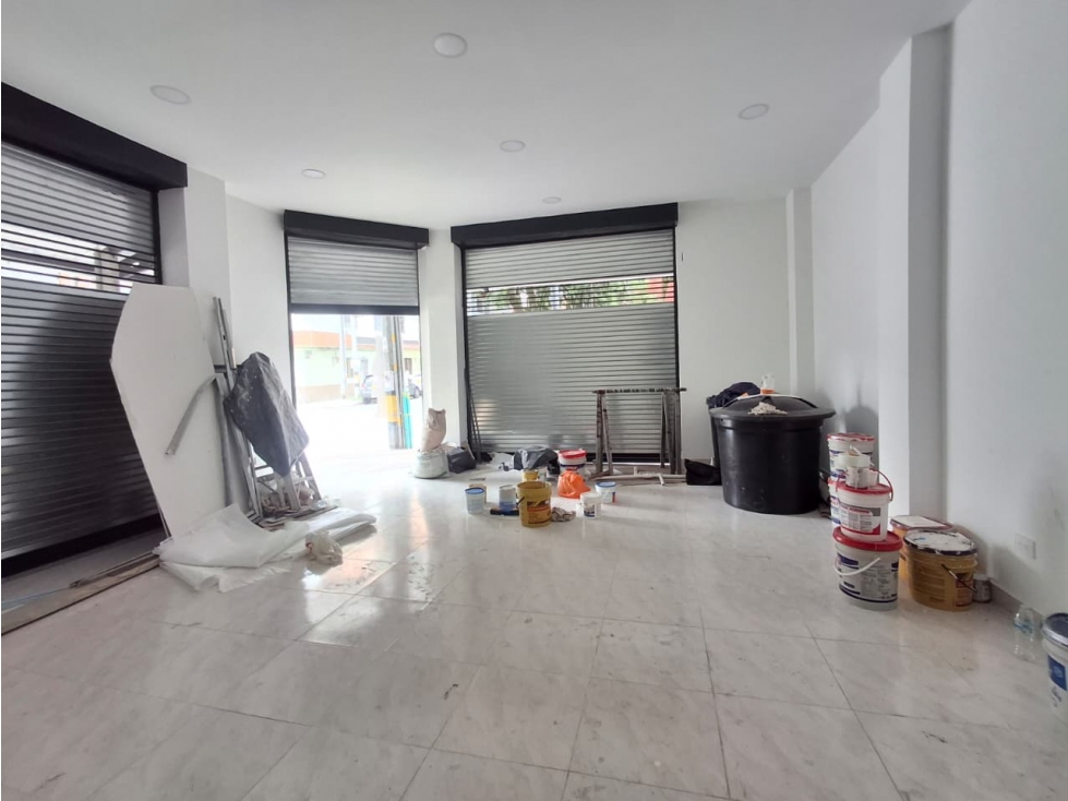 LOCAL EN ARRIENDO ITAGUI COD 10907 - 3