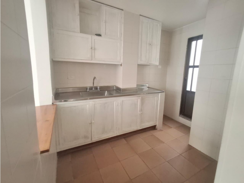 OFICINA EN ARRIENDO EN SABANETA COD 10408 - 1