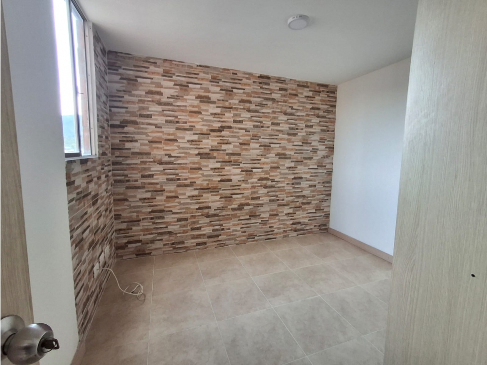 APARTAMENTO EN ARRIENDO EN MEDELLIN COD 10093 - 2