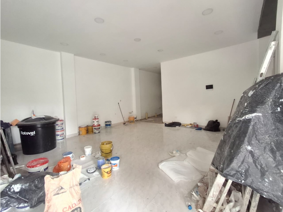 LOCAL EN ARRIENDO ITAGUI COD 10907 - 6