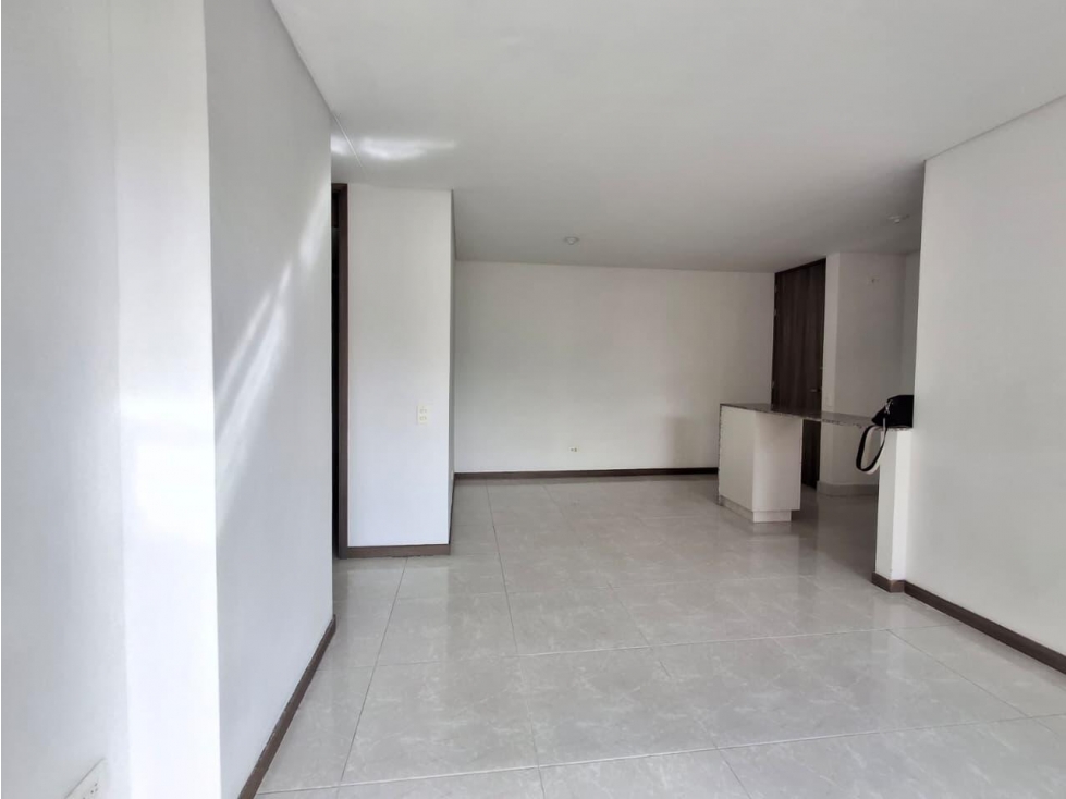 APARTAMENTO EN ARRIENDO EN SABANETA COD 10827 — foto 4