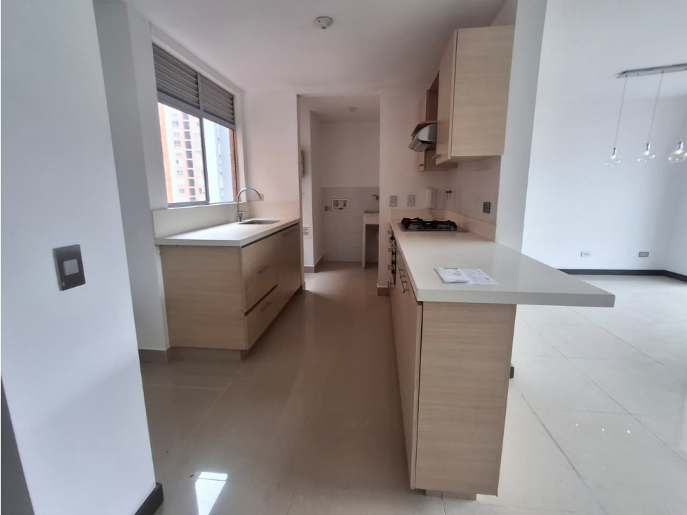 APARTAMENTO EN ARRIENDO EN SABANETA COD 10314