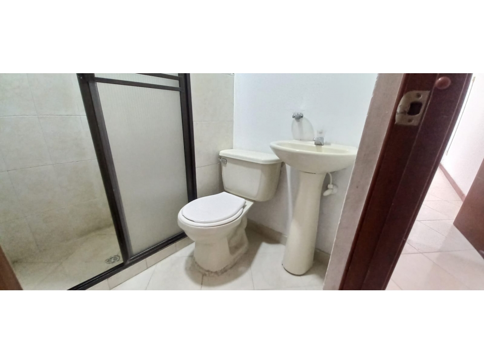 APARTAMENTO EN ARRIENDO EN ROBLEDO COD 7460 — foto 6