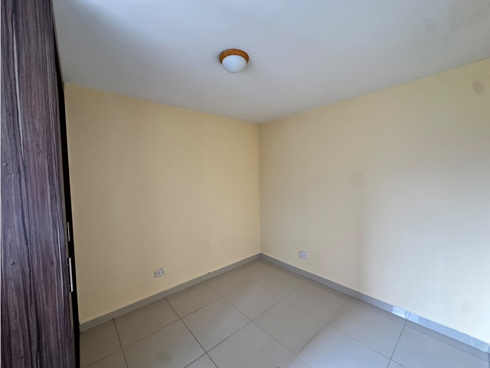 APARTAESTUDIO EN ARRIENDO EN BOMBONA COD 1911 - 6