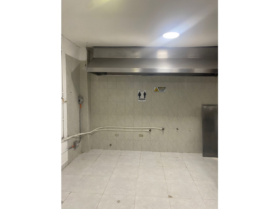 LOCAL EN ARRIENDO EN LAURELES ESTADIO COD 9093 — foto 4