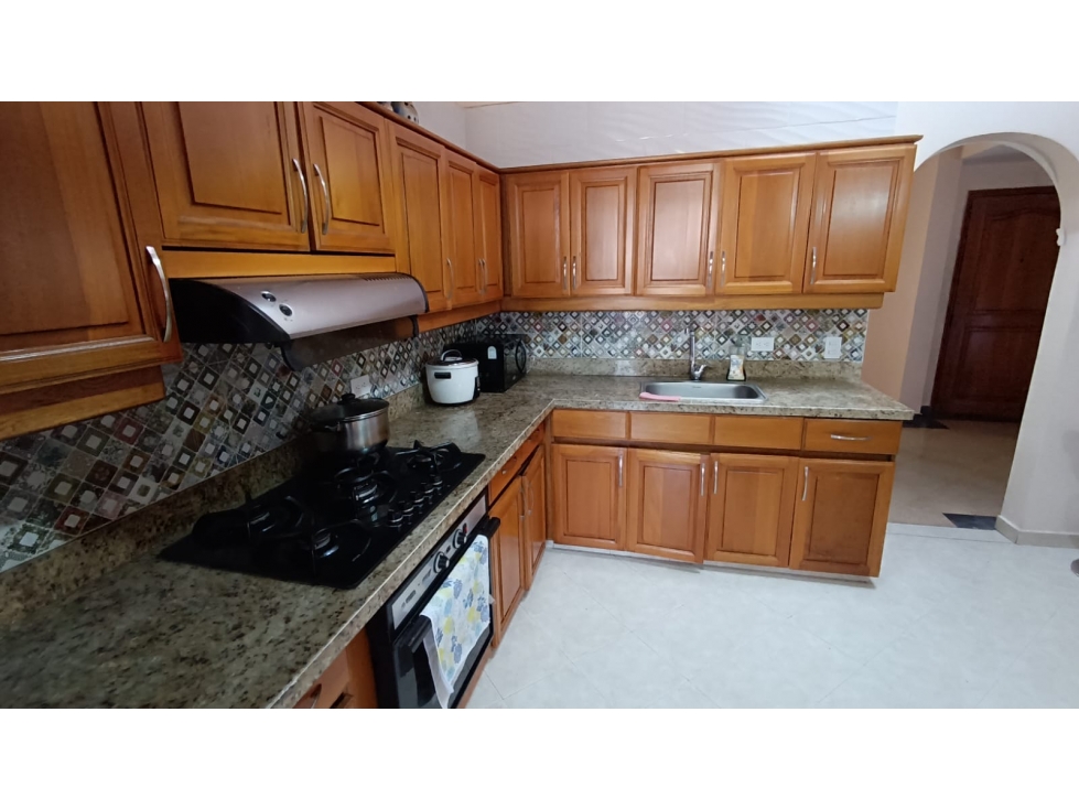 APARTAMENTO EN VENTA EN LAURELES LA CASTELLANA COD 9708 — foto 2