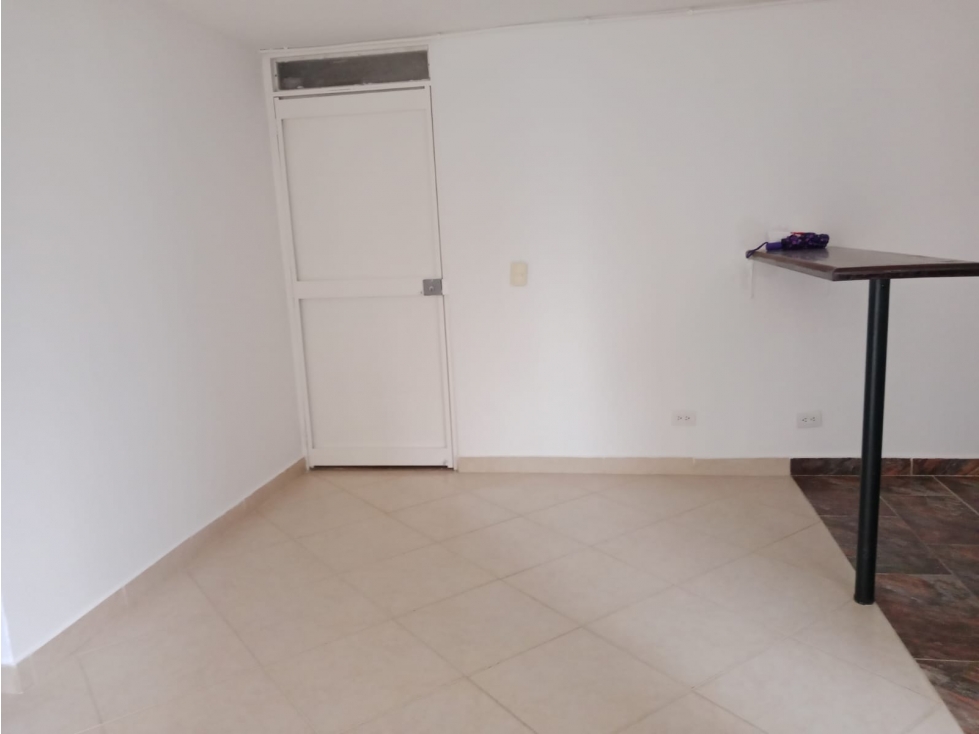 APARTAMENTO EN ARRIENDO EN MEDELLIN COD 10099 — foto 3