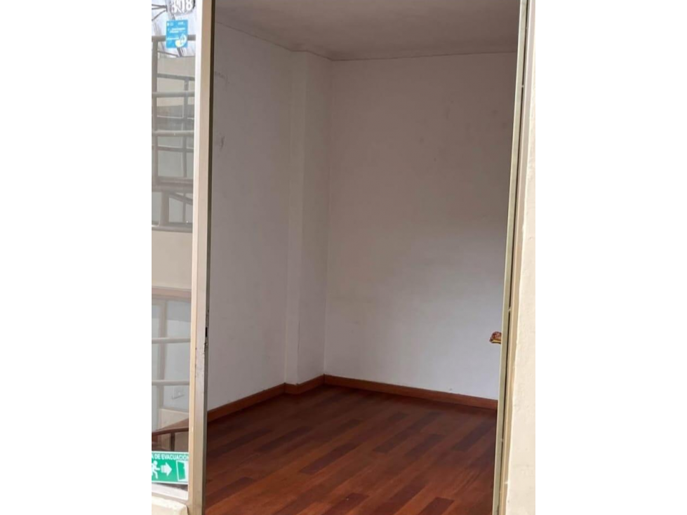 LOCAL EN ARRIENDO PREMIUM PLAZA COD 10143 — foto 3
