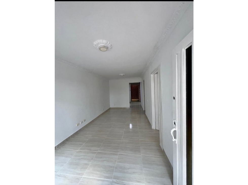 APARTAMENTO EN ARRIENDO EN PRADO COD 10546 — foto 2