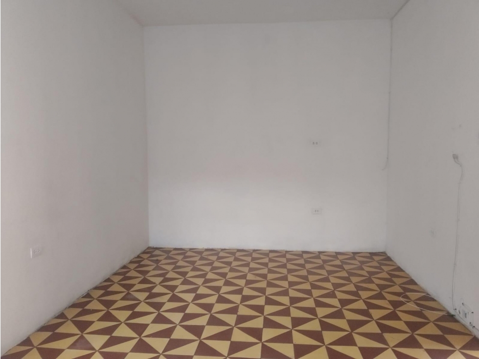 APARTAMENTO EN ARRIENDO EN LA MILAGROSA COD 10641 — foto 2