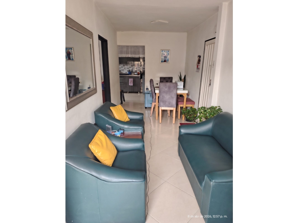 CASA EN VENTA EN MANRIQUE CENTRAL COD 10890 — foto 2