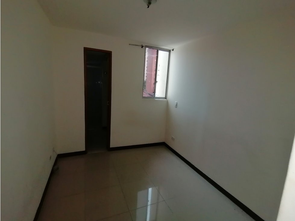 APARTAESTUDIO EN ARRIENDO EN EL CENTRO COD 3251 - 4